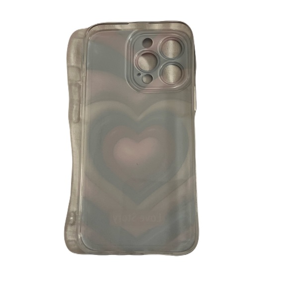 iPhone 13 Pro multi-colored heart shape soft phone case NWT - Picture 3 of 3